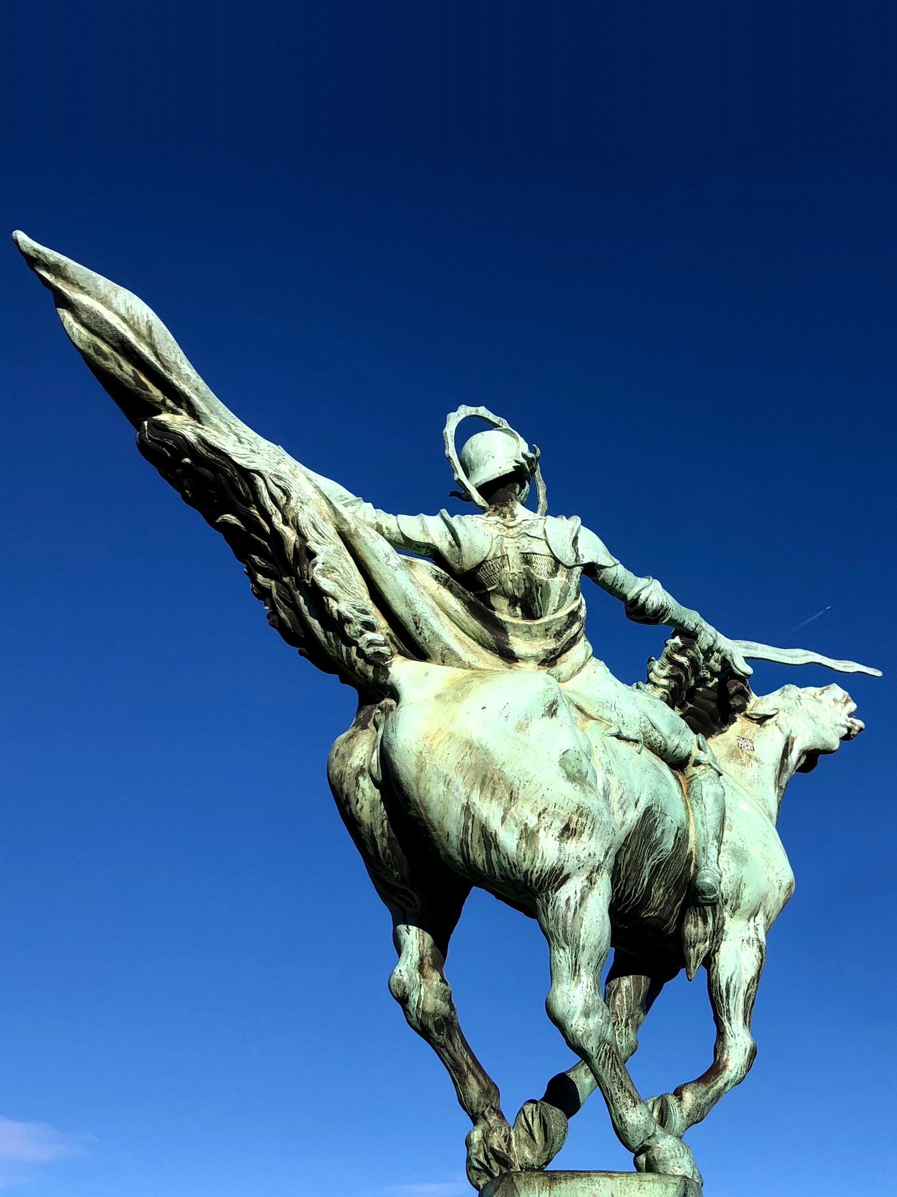 Statue de La France Renaissante, Paris, décembre 2025.