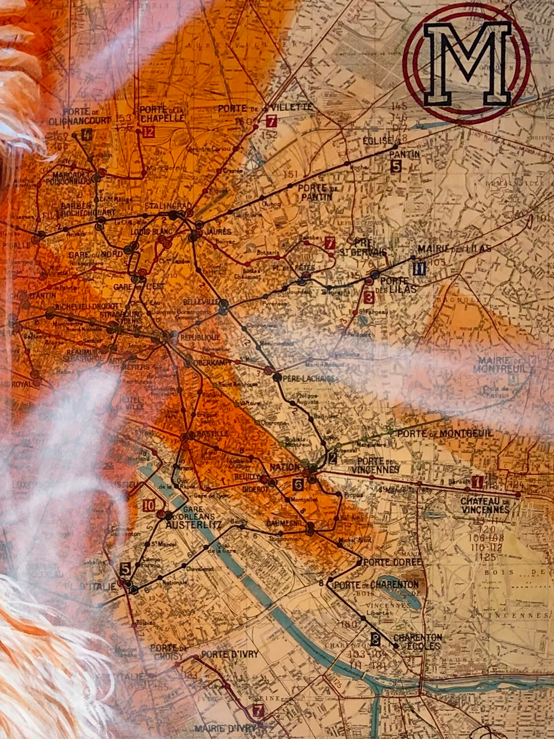 Œuvre de Dan23 sur la carte du métro parisien pour l'exposition Dans ses artères coule la vie à Fluctuart.